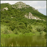 монастырское озеро
